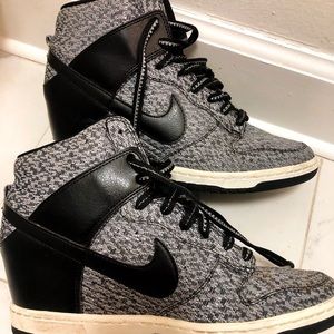 NIKE Sky HI Wedge Sneaker